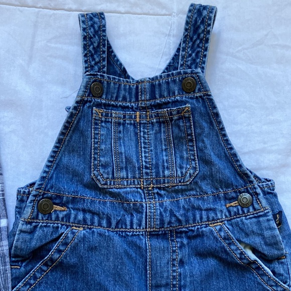 Toddler boy overall and shirt bundle - 2T - Picture 3 of 3